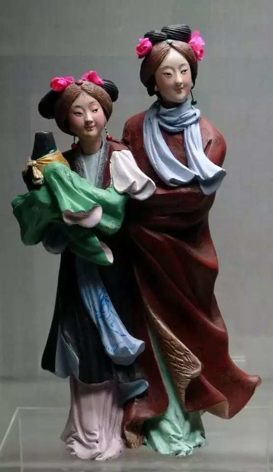 中国古典美女人物雕塑一对