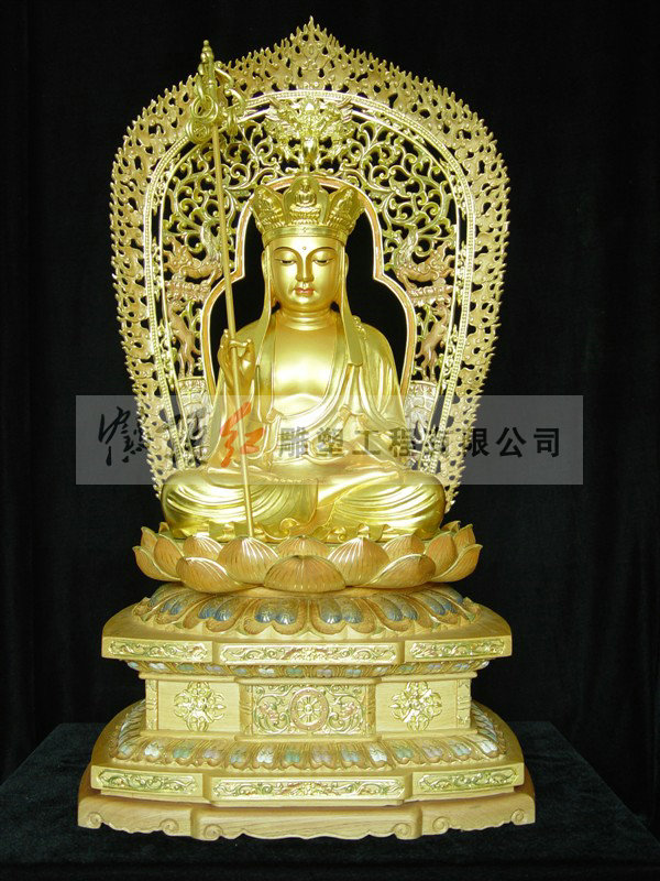 地藏王菩萨雕像